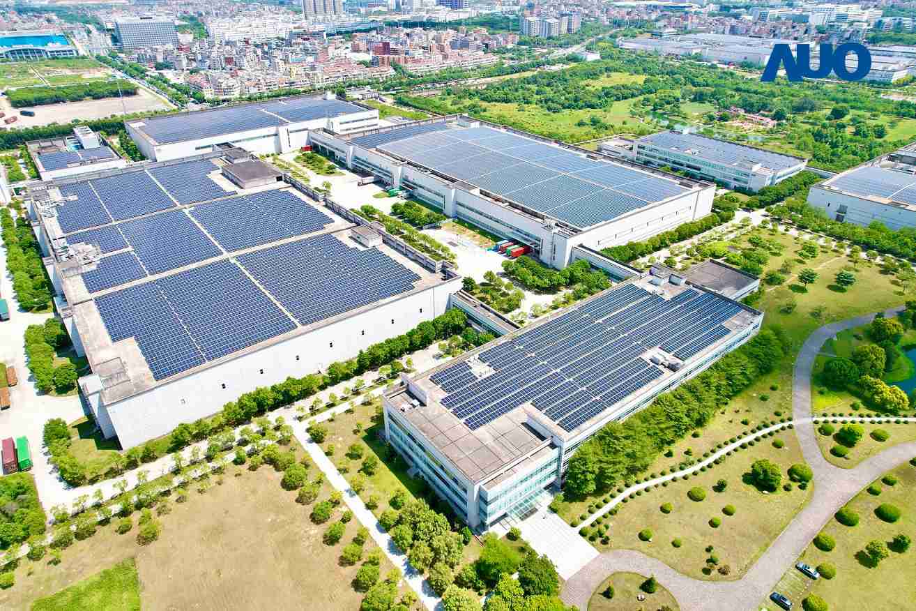 OBPay厦门推动智能制造同时，，透过绿电创能纵深推进绿色转型，，厂区全屋顶铺设太阳能光伏板，，每年太阳能发电 2,600多万度